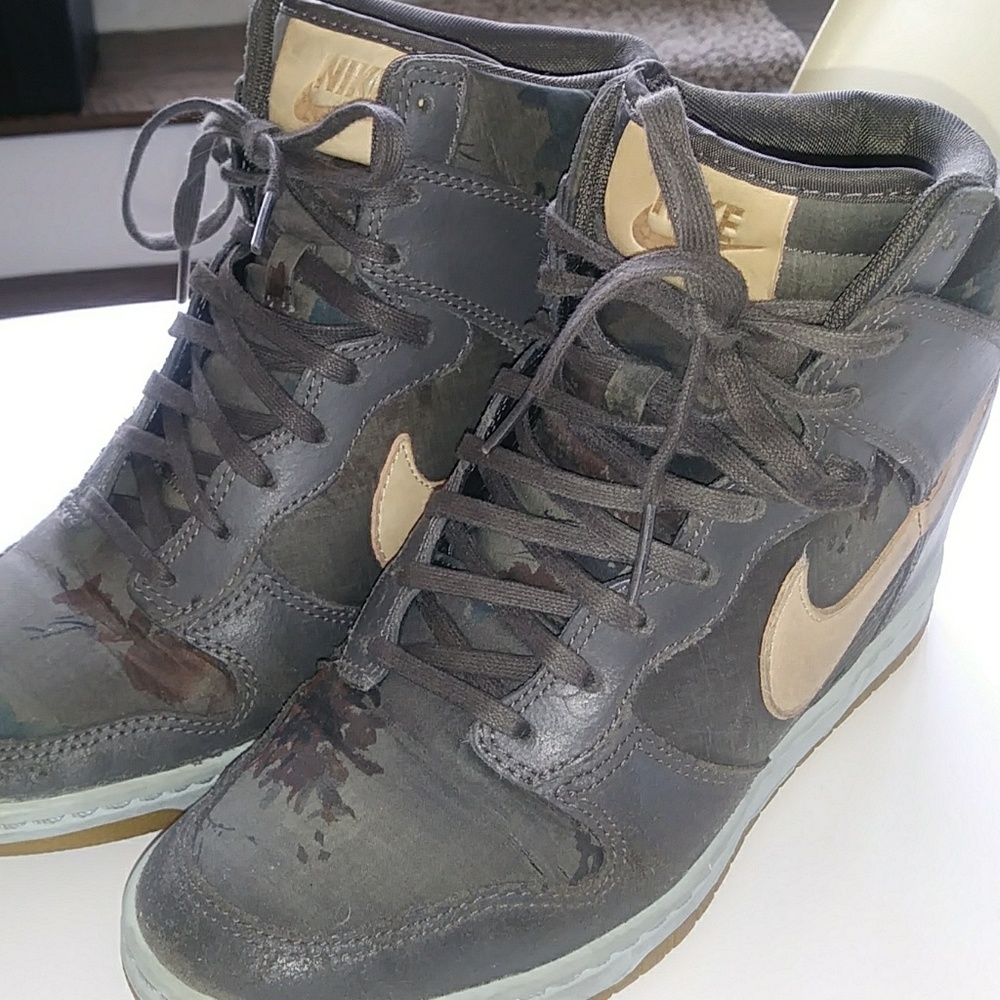 Nike Hightop Wedge Sneakers Size 7.5